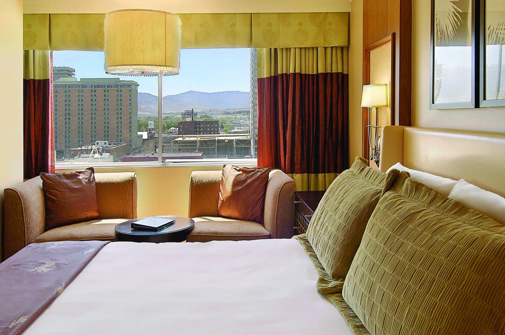 Harrah'S Reno Hotel & Casino Экстерьер фото